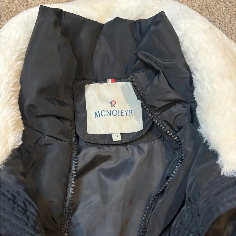 Women's Black Bomber Jacket with Faux Fur Trim like new